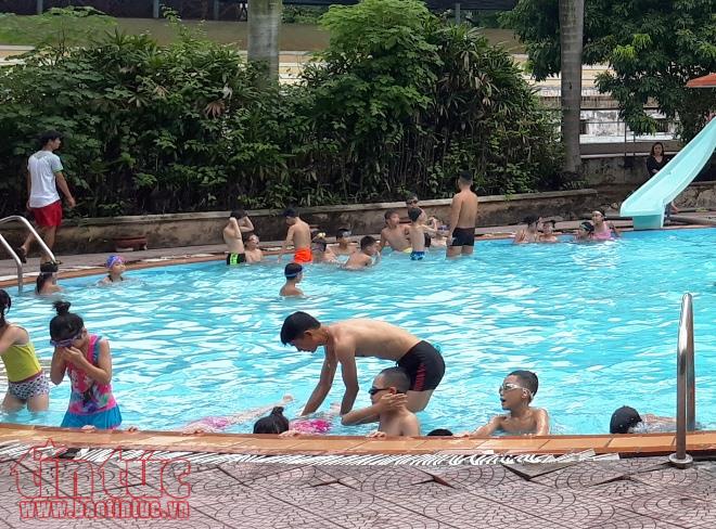 Hà Nội phổ cập bơi miễn phí cho học sinh phổ thông dịp hè ảnh 4